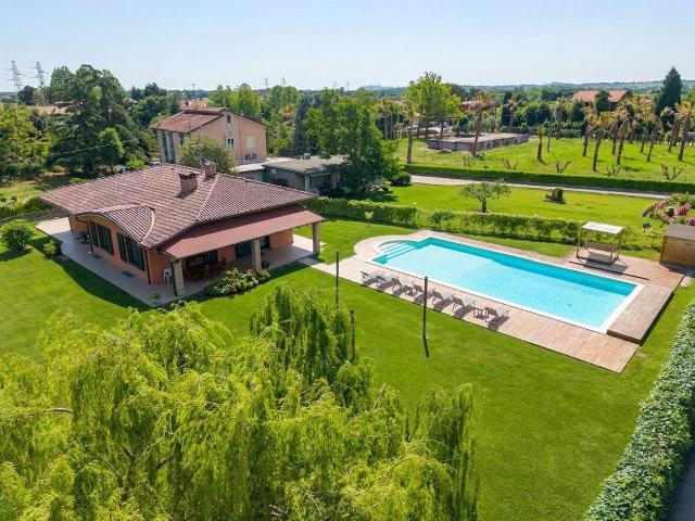 Villa unifamiliare in vendita a Rimini