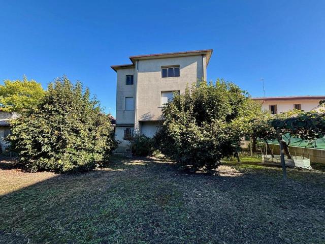 Villa unifamiliare in vendita a Valvasone Arzene