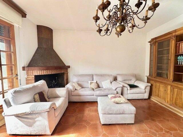 Villa unifamiliare in vendita a Viareggio