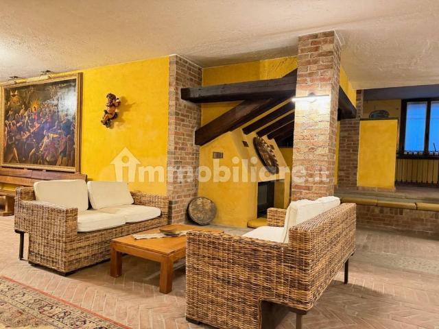 Villa unifamiliare, ottimo stato, 510 m², Galliate Lombardo