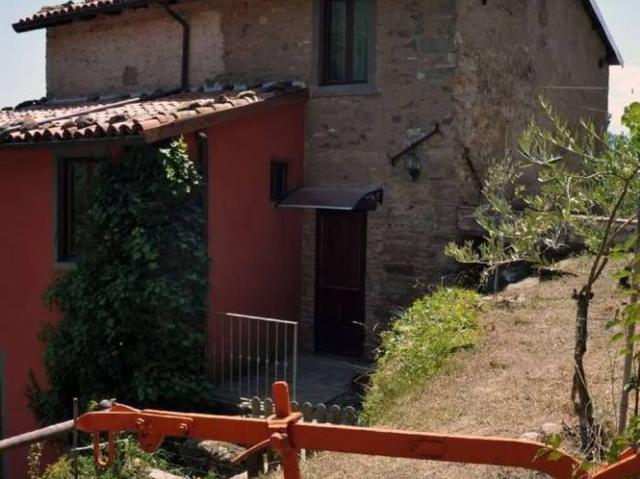 Villa unifamiliare Località Casetta San C Villa Collemandina