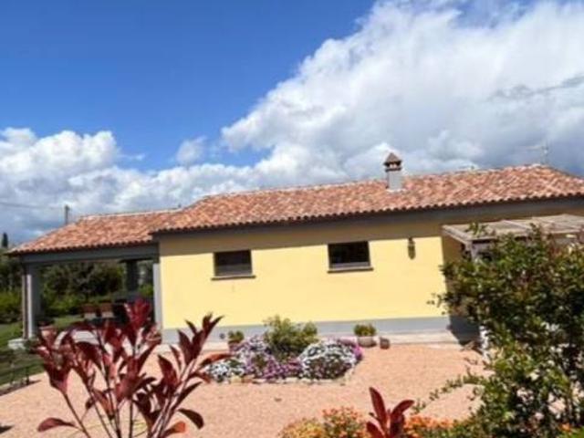 Villa unifamiliare Località centro a 6, Capalbio