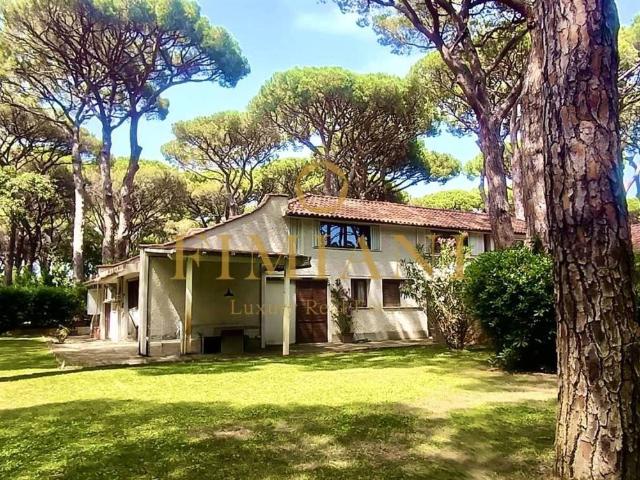 Villa unifamiliare Località Roccamare, Rocchette, Roccamare, Riva del Sole, Castiglione della Pescaia