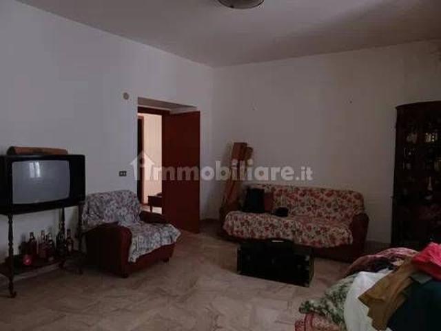 Villa unifamiliare piazza Umberto I, 4, Centro, Stella Cilento