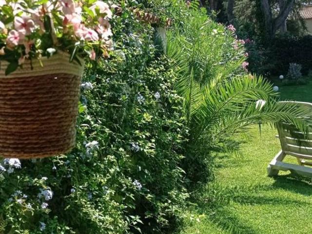 Villa unifamiliare Riva dei Gabbiani 1, Litoranea Terracina San Felice, Terracina
