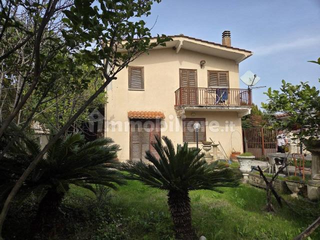 Villa unifamiliare via maresca, Settebagni, Roma