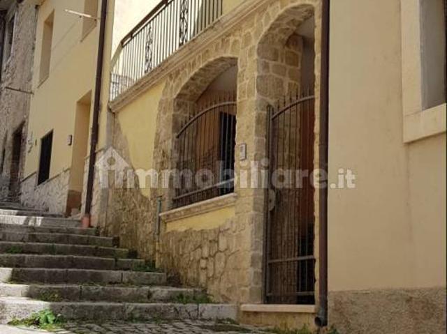 Villa unifamiliare via Neviera Snc, Centro, Castel di Sangro