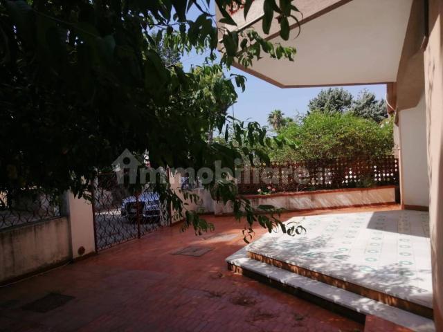 Villa unifamiliare via Orione 15, Fontane Bianche, Siracusa
