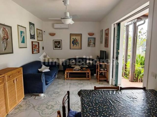 Villa unifamiliare via Campo la Mola 38, Centro, San Felice Circeo