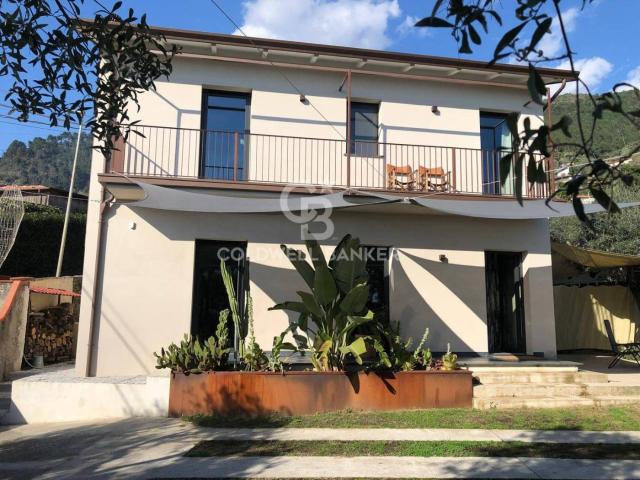 Villa unifamiliare via casone 33, Pietrasanta