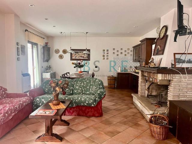 Villa unifamiliare via del lavatoio, Centro, Leonessa