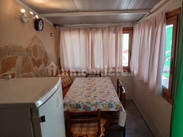 Villa unifamiliare via Enrico Diacono, Marina di Pisa, Pisa