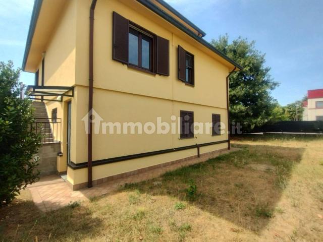 Villa unifamiliare via Giuseppe Garibaldi 23, Ex Casello Autostrada, Bernate Ticino