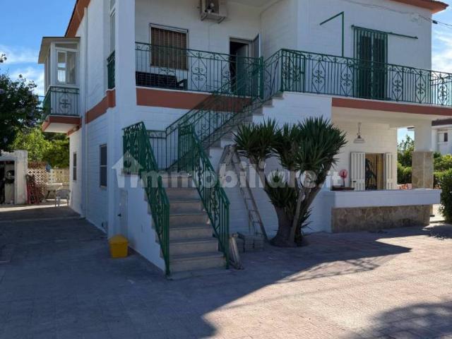 Villa unifamiliare via per Leporano, Talsano San Donato, Taranto
