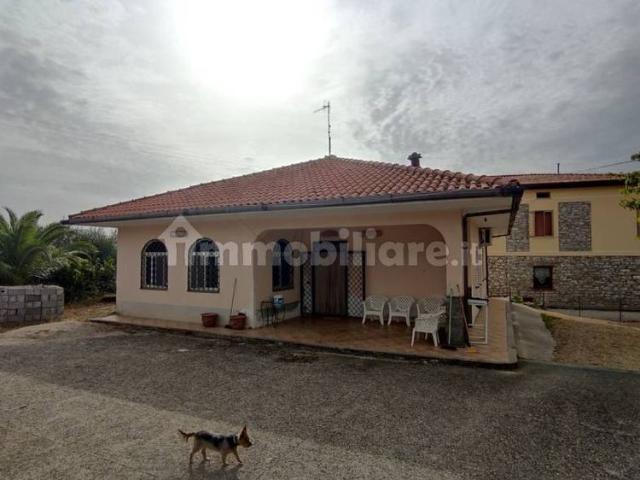 Villa unifamiliare via San Martino 16, Roccadaspide