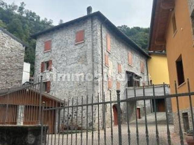 Villa unifamiliare via San Marco 20, Prestine, Bienno