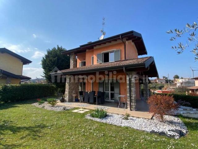 Villa unifamiliare via Sandro Pertini, Moniga del Garda