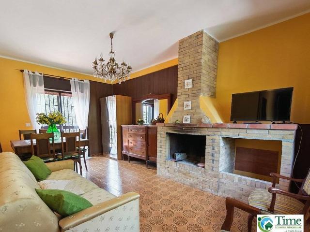 Villa unifamiliare via Tarderia 169, Centro, Pedara