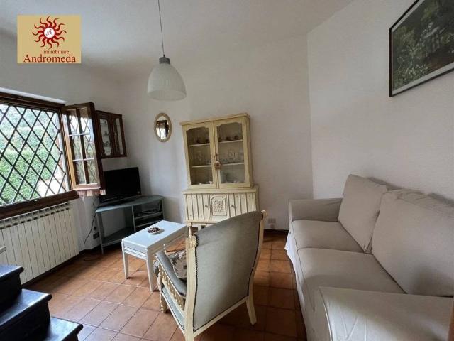 Villa unifamiliare via Terreni Pacchiani, Centro, Forte dei Marmi