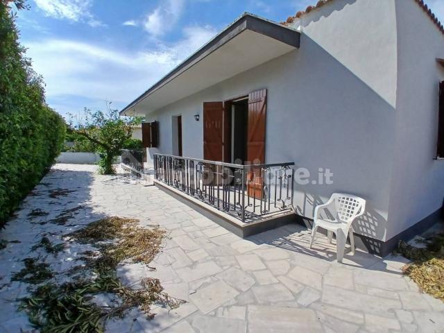 Villa unifamiliare via Tommaso Tittoni 220, Centro, San Felice Circeo