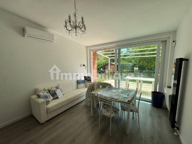 Villa unifamiliare via Tremiti 2, Latina Lido, Latina