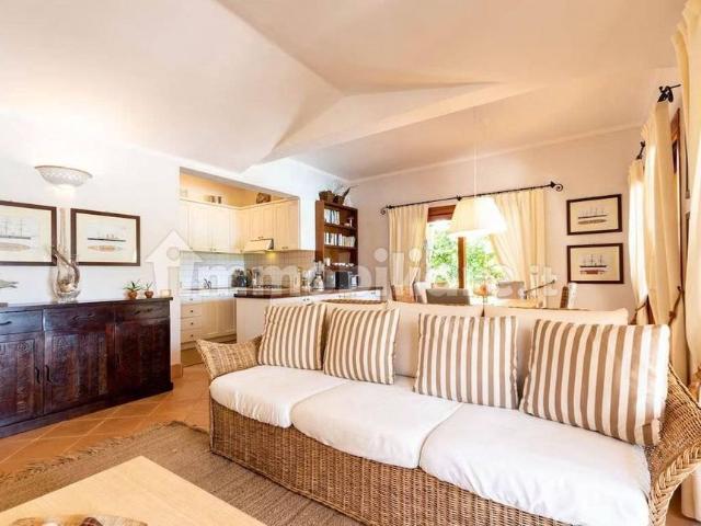 Villa unifamiliare viale Grecale 6, Domus De Maria