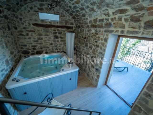 Villa unifamiliare viale San Caterina 2, Centro, Seggiano