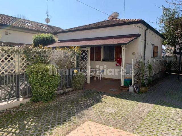 Villa unifamiliare viale Po, Centro, Cervia