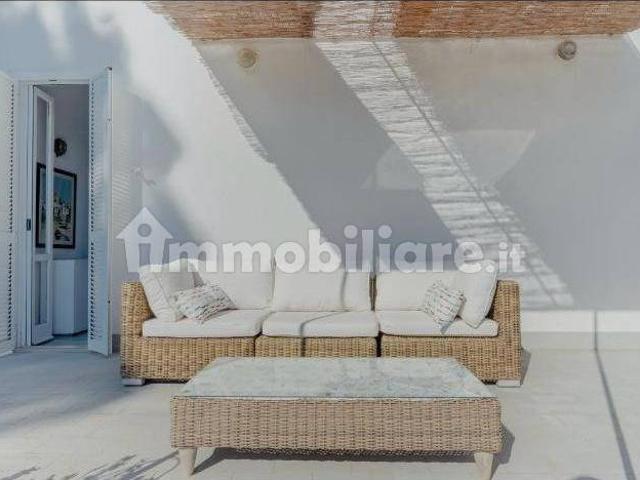 Villa unifamiliare viale Principessa Ludovica 14, Centro, Sabaudia