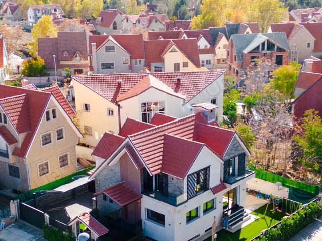 Villa unique à Ifrane meublée à louer