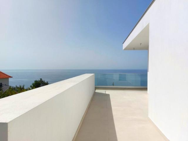 Villa V3+1 Luxo e Vista Mar Arco da Calheta, Ilha da Madeira