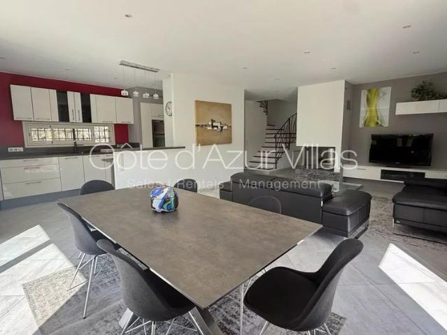 Villa • Valbonne