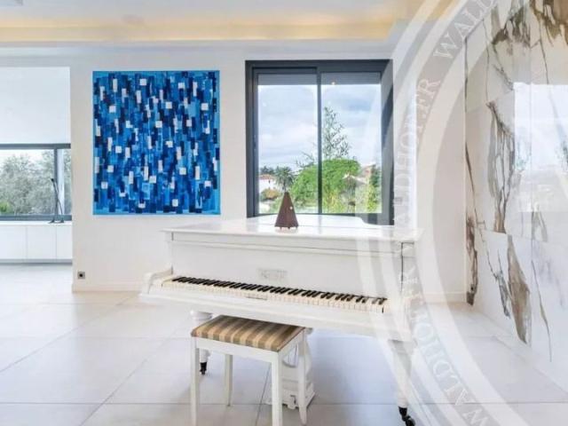 Villa • Vallergues