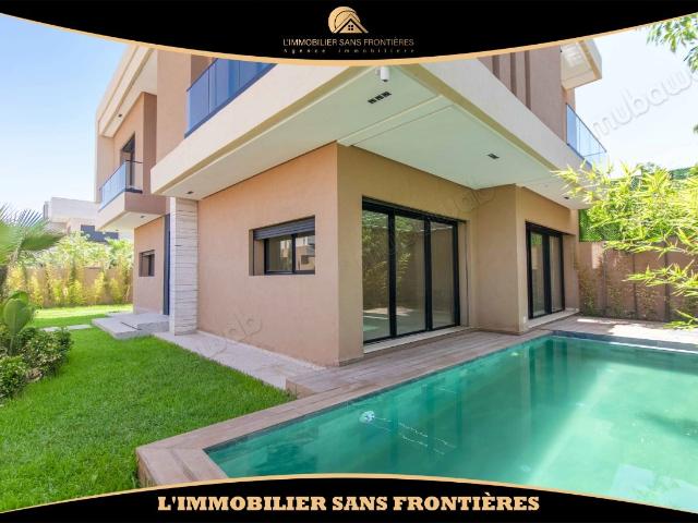 Villa vide avec piscine et jardin privé à vendre à Targa