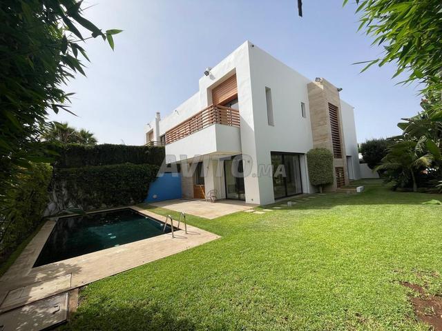 Villa vide à louer à Green Town