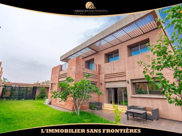 Villa vide à vendre – 400 m² – Jardin privé, Route d’Ourika, Marrakech