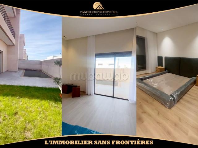 Villa vide R1 à vendre avec piscine privée – Route de Fès 239 m²