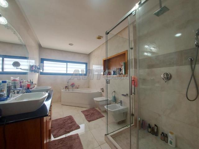 Villa Bouskoura avec piscine