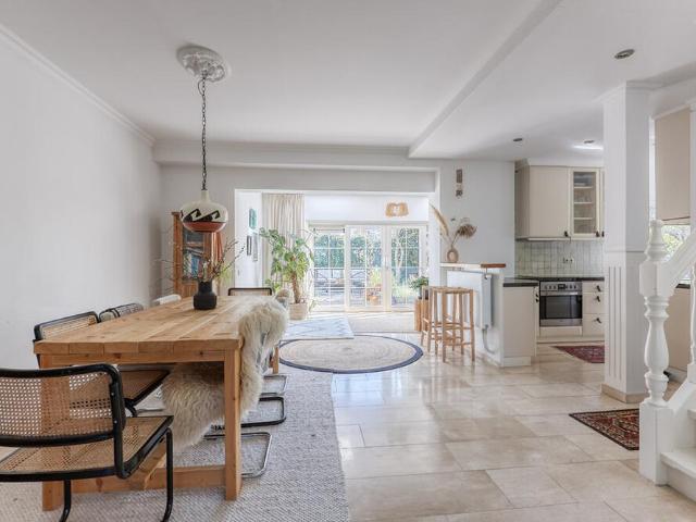 Villa, vrijstaande woning te huur in Den Haag