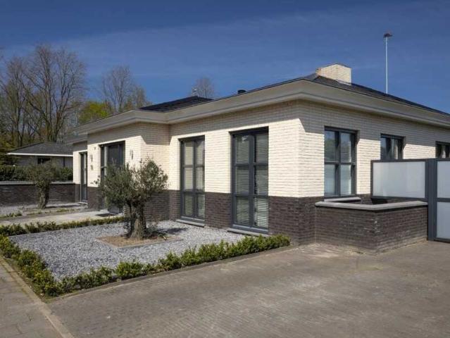 Villa, vrijstaande woning te huur in Eindhoven