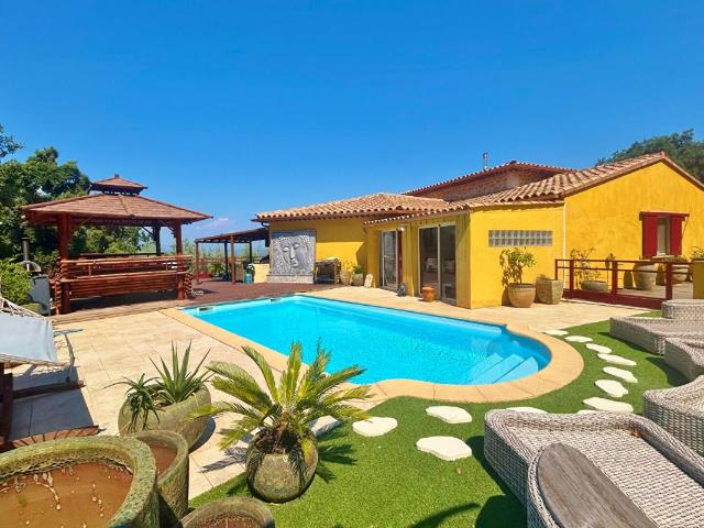 Villa vue imprenable Les Mayons 6 pièce s 185 m2