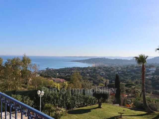 Villa vue mer au calme et proche plage