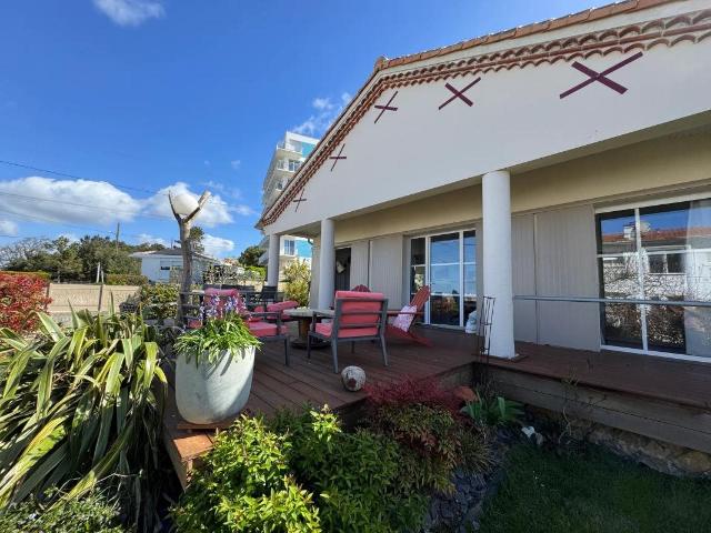 Charmante villa avec vue mer et piscine à St Georges 120m² Saint Georges de Didonne