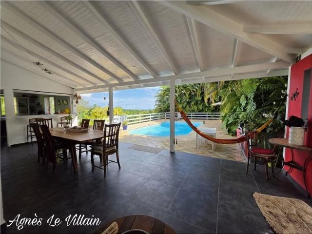 Villa Vue Mer avec Studio 151m² Petit Bourg