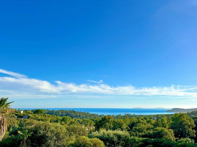 Villa vue mer à vendre proche du centre de La Croix Valmer 160m² La Croix Valmer