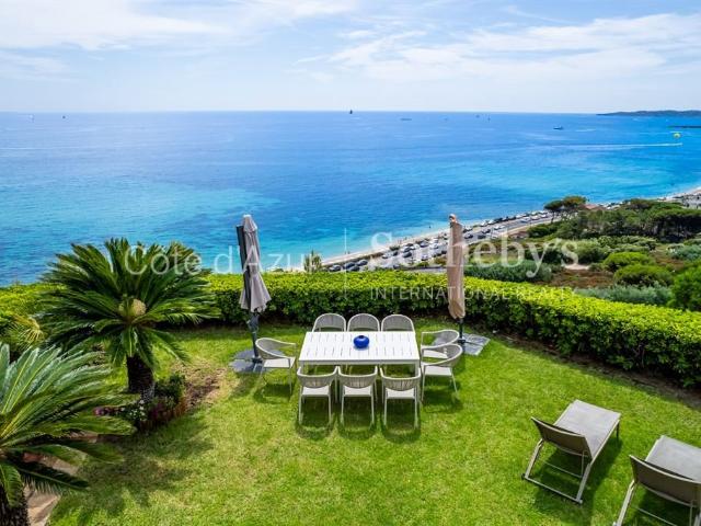 Villa vue mer à vendre Sainte Maxime, domaine privé à 300 m. 340m² Sainte Maxime