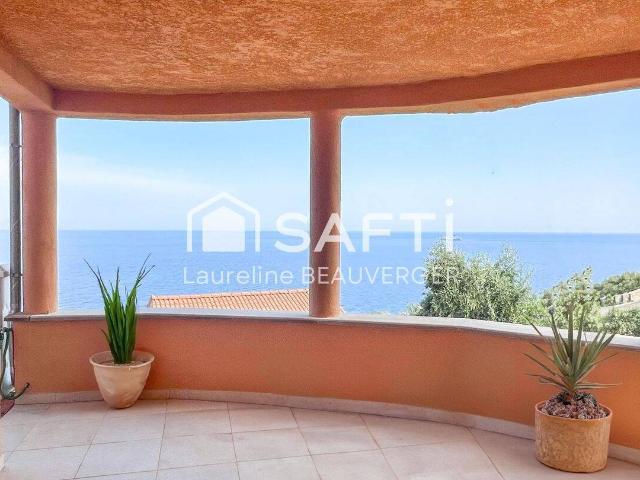 VILLA VUE MER ET PSICINE EN CORSE