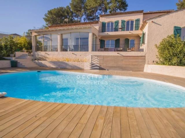 Villa vue mer Panoramique à 10 minutes de Cannes