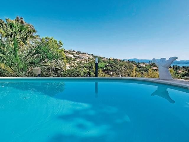 VILLA VUE MER SAINT AYGULF POSITION DOMINANTE