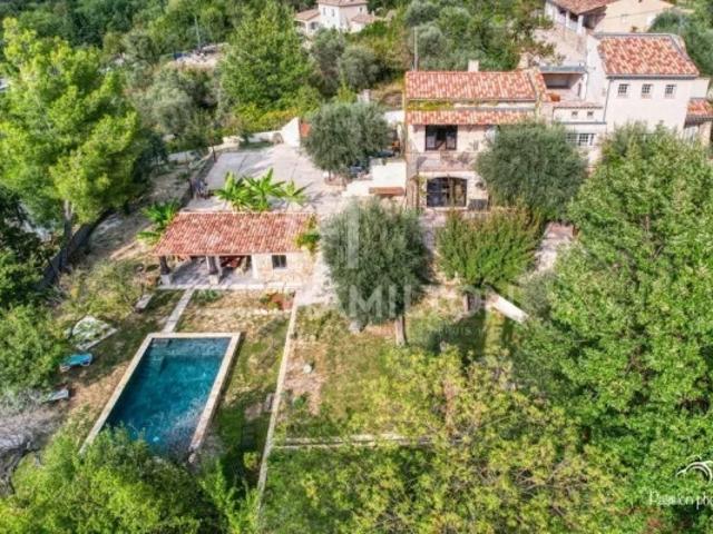 Vue panoramique, calme absolu, piscine–proche Valbonne